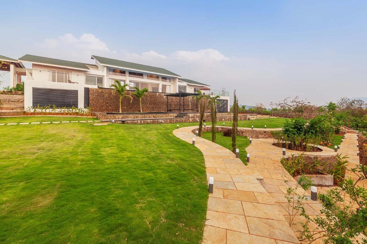 Stayvista'S Villa 107 At Canary Farms - Pure Veg With Huge Lawn, Pool And Home Theatre Lonavala Eksteriør bilde