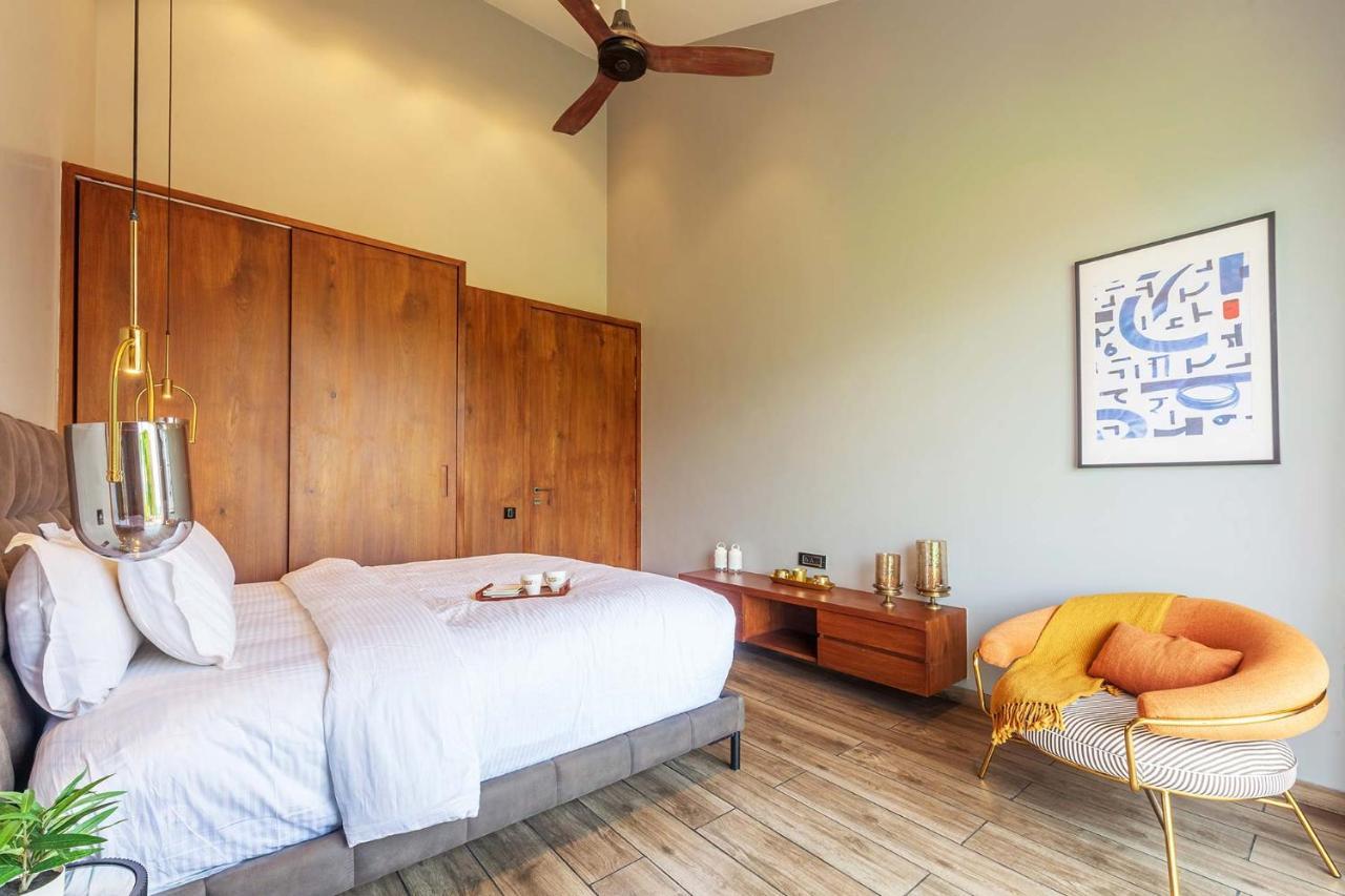 Stayvista'S Villa 107 At Canary Farms - Pure Veg With Huge Lawn, Pool And Home Theatre Lonavala Eksteriør bilde